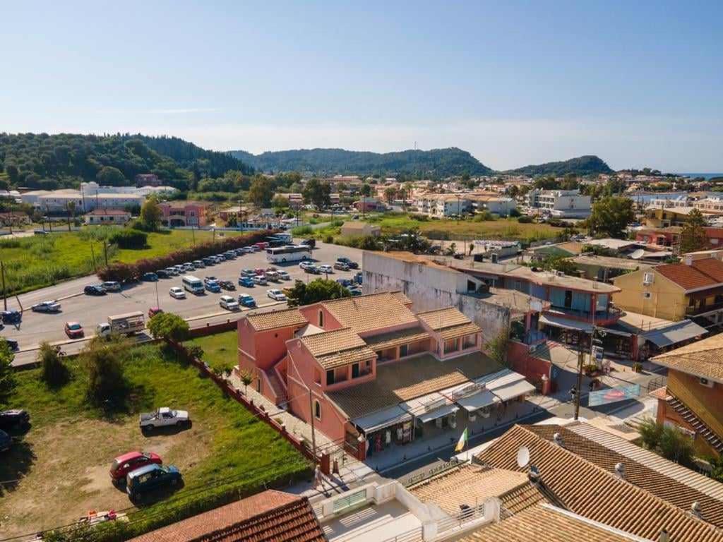 Exclusive Alexandra Apartments Pensiune