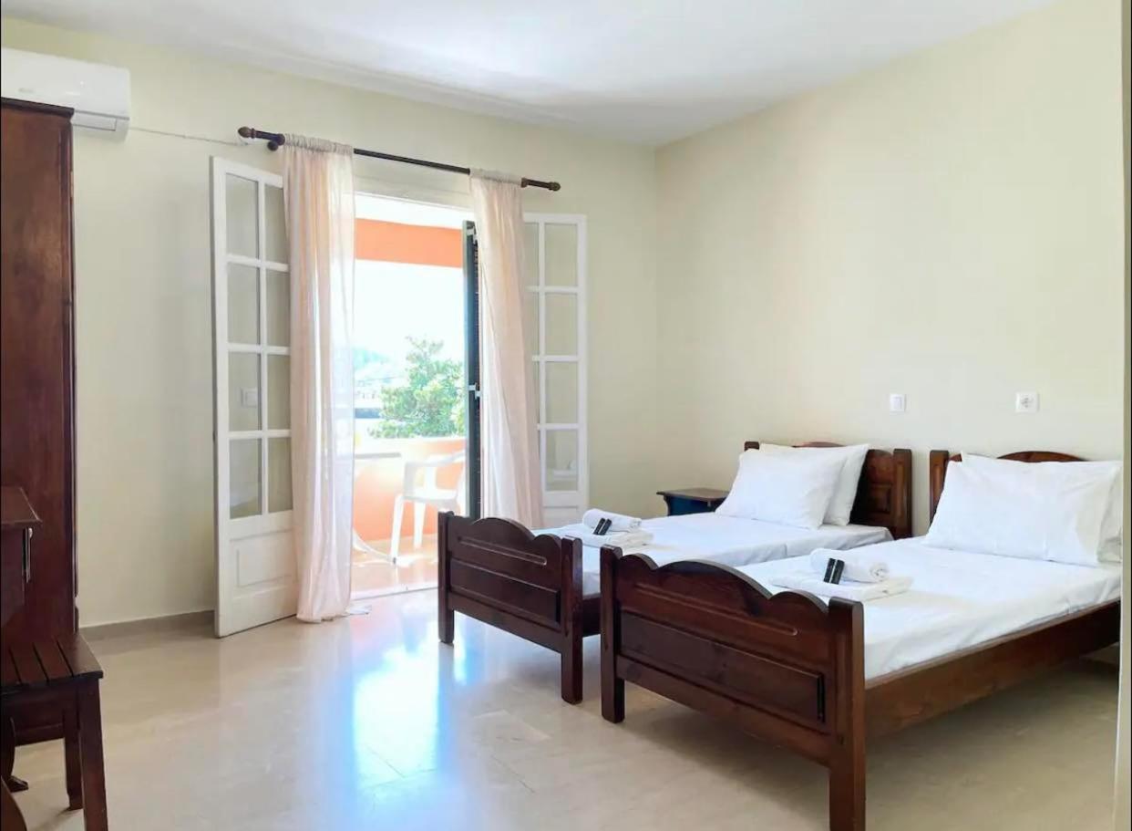 Exclusive Alexandra Apartments Pensiune Sidárion